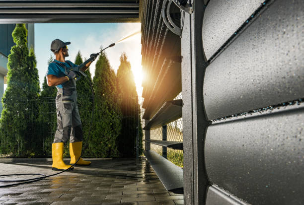 Best Rust Removal  in Raymond, WA